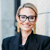 woman with eyeglasses and blonde hair